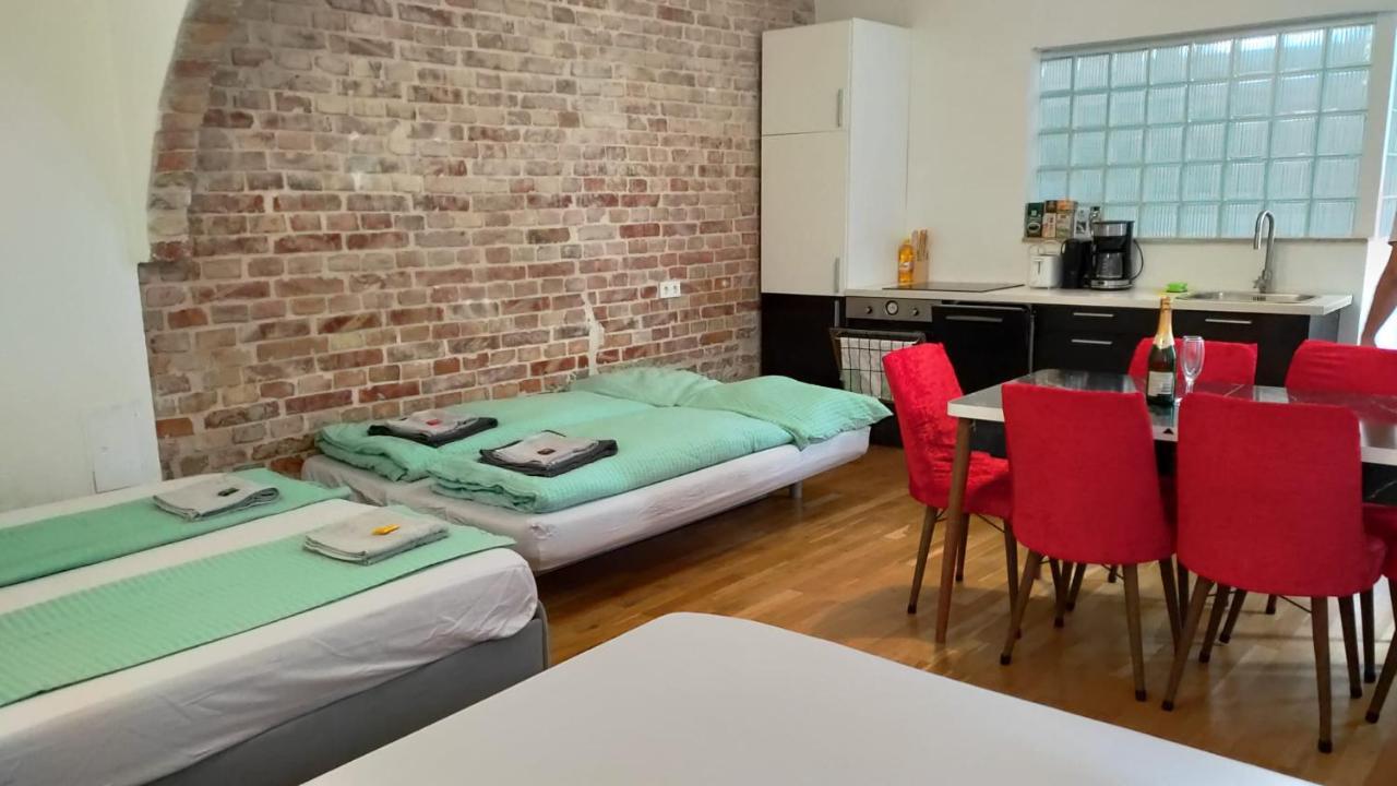 Cozynite Premium Apartment Stadthalle Βιέννη Εξωτερικό φωτογραφία